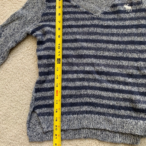 Abercrombie Navy Striped Sweater - Picture 4 of 4